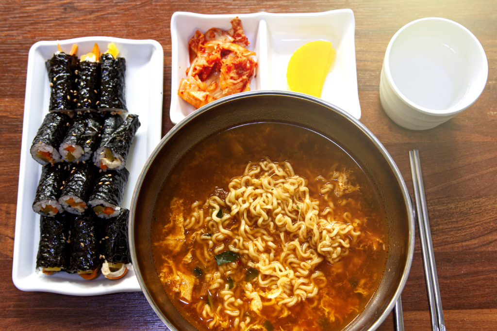 살 찌는 음식 “라면+김밥”